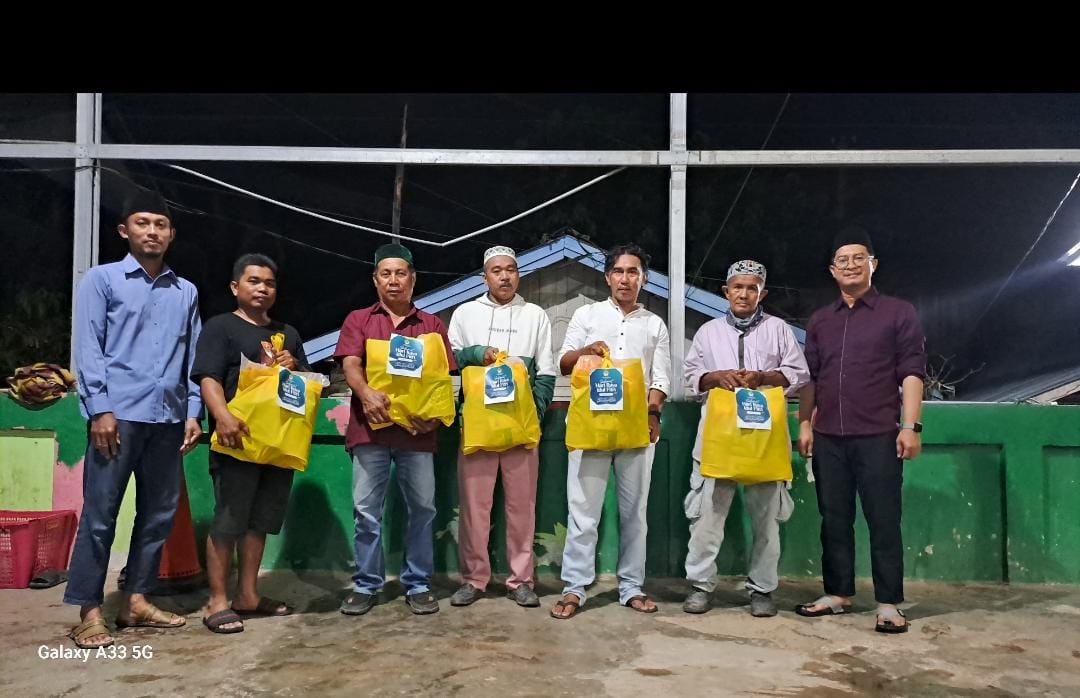 PAC LDII Batukajang Salurkan Bantuan Tali Asih untuk Warga Sekitar Masjid Sebagai Bentuk Kepedulian Sosial dan Silaturahmi