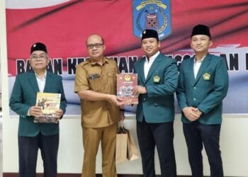Dokumentasi kegiatan audiensi LDII Paser ke Kesbangpol Paser, Februari 2026