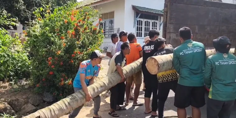 Dokumentasi PC LDII Tanah Grogot dan Kuaro Gelar Kerja Bakti, Siapkan Pembangunan Aula dan Buka Akses Jalan