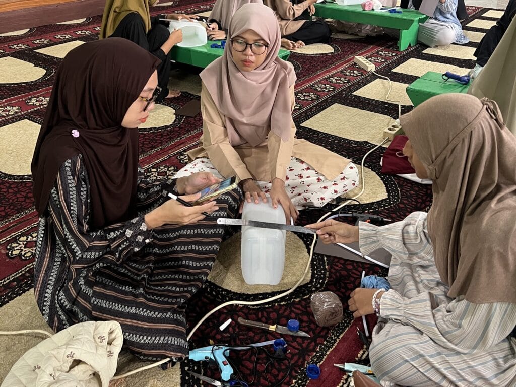 Kegiatan Kemandirian Remaja Putri LDII Tanah Grogot