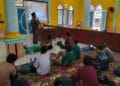 Penyampaian materi "Menjemput Pertolongan Allah" pada pengajian muda-mudi DPD LDII Kabupaten Paser