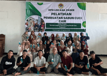 Pelatihan Pembuatan Sabun Cuci Cair Bekali Pemuda LDII Paser untuk Mandiri dan Produktif