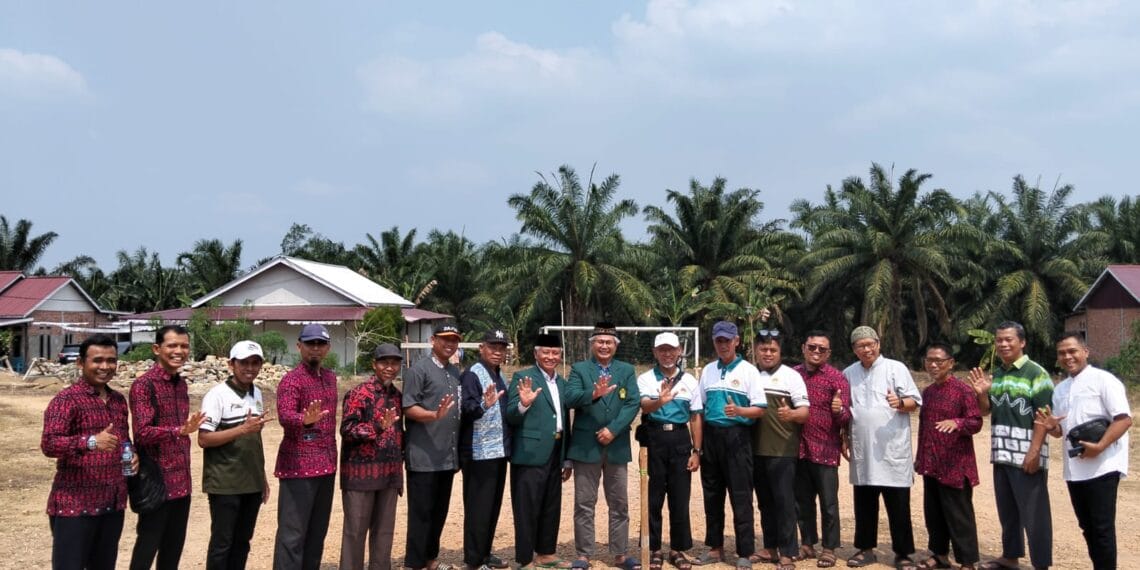 DPW LDII Kaltim Dampingi Penentuan Arah Kiblat musala Riyadul Jannah di Paser
